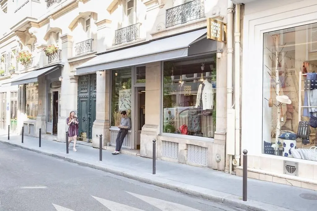 Marais - My Showroom Apartment Paris